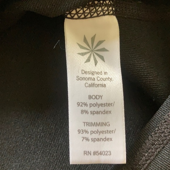 Athleta long sleeve shirt - Picture 3 of 7